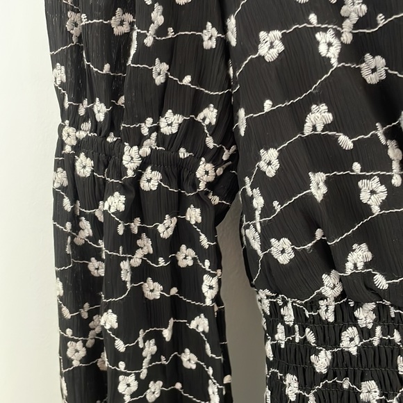 Code x Mode xs black floral button down blouse - Picture 5 of 6